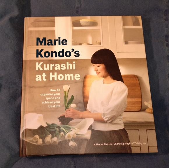 BRAND NEW Ceremonial Matcha Bowl, Matcha Whisk & Kurashi Book by Marie Kondo - Picture 8 of 13